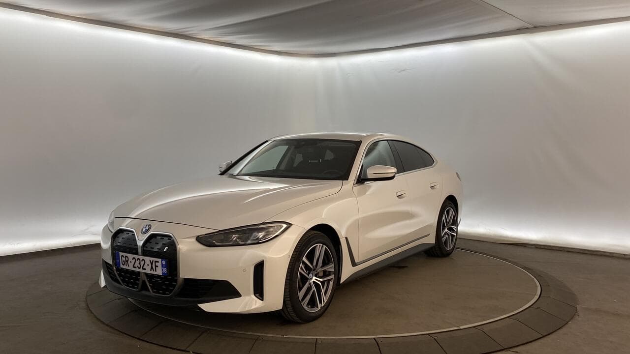 BMW i4 eDrive35 Business Design 286