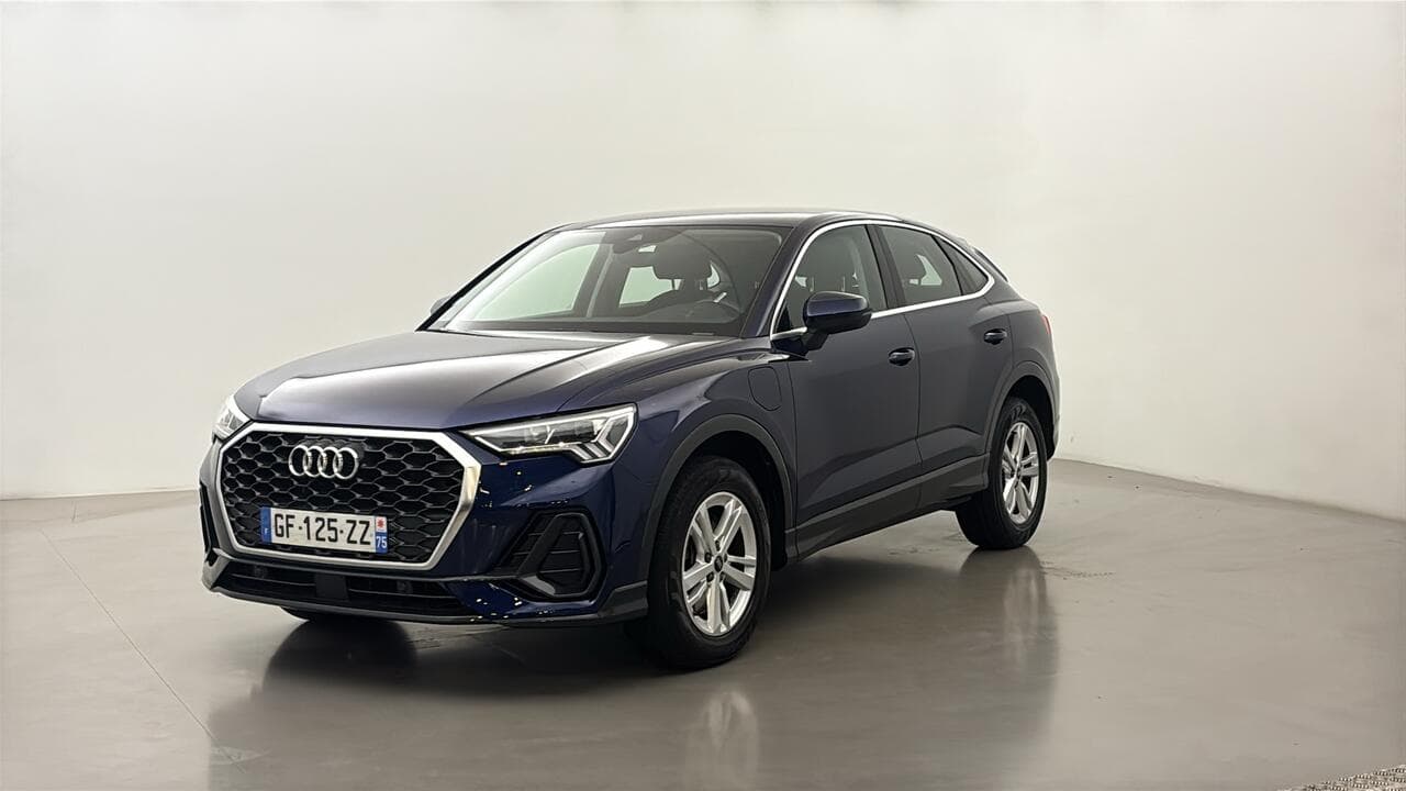 Audi Q3 Sportback BUSINESS LINE 45 TFSI E 245 S TRONIC