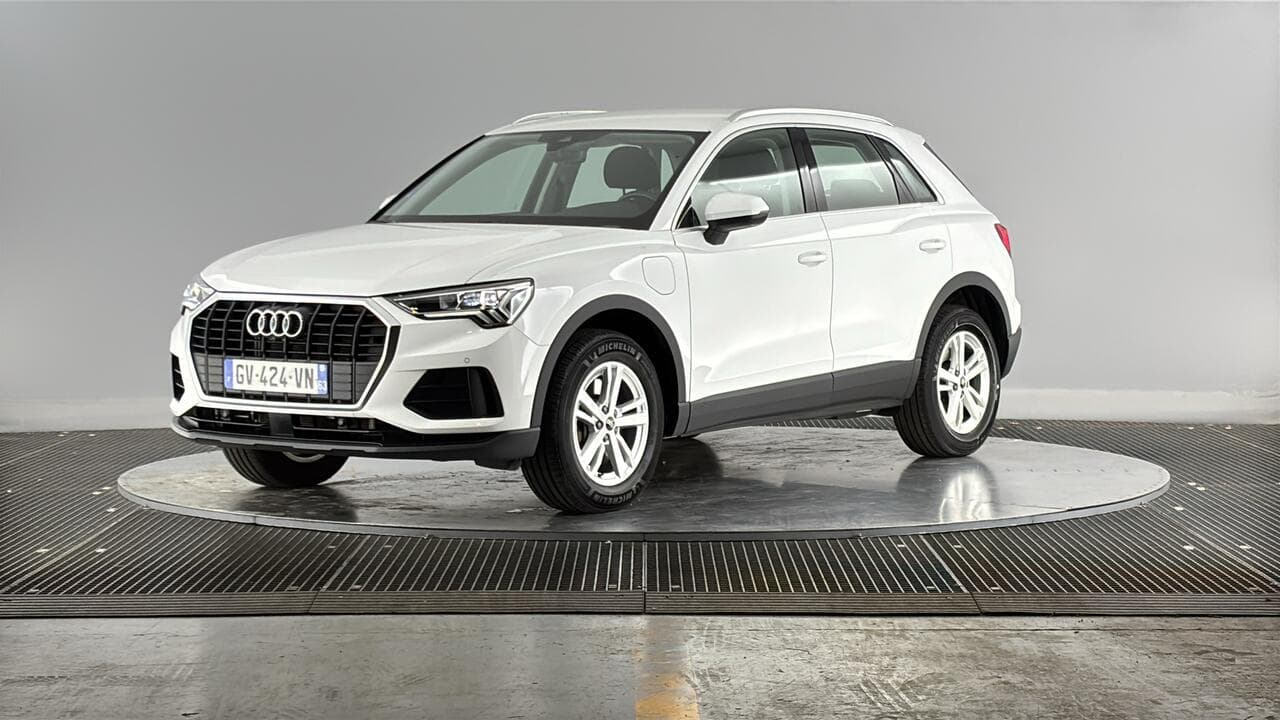 Audi Q3 BUSINESS EXECUTIVE 45 TFSI E 245 S TRONIC
