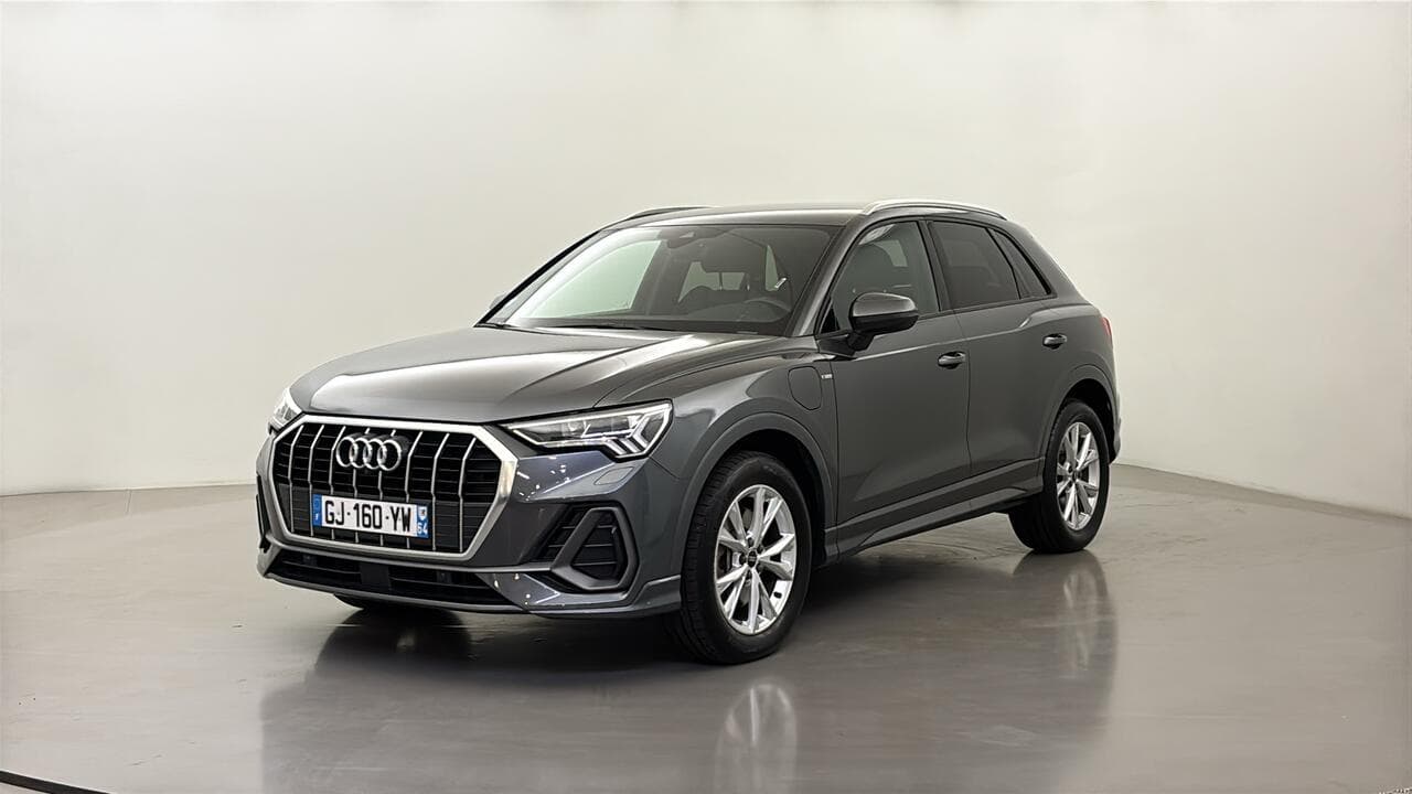 Audi Q3 S LINE 45 TFSI E 245 S TRONIC